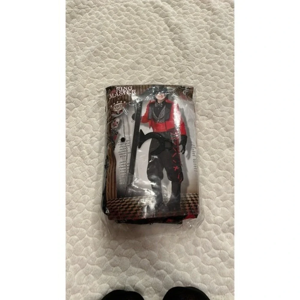 Forum Novelties Men's, Twisted Attraction Deluxe Costume Ring Master
